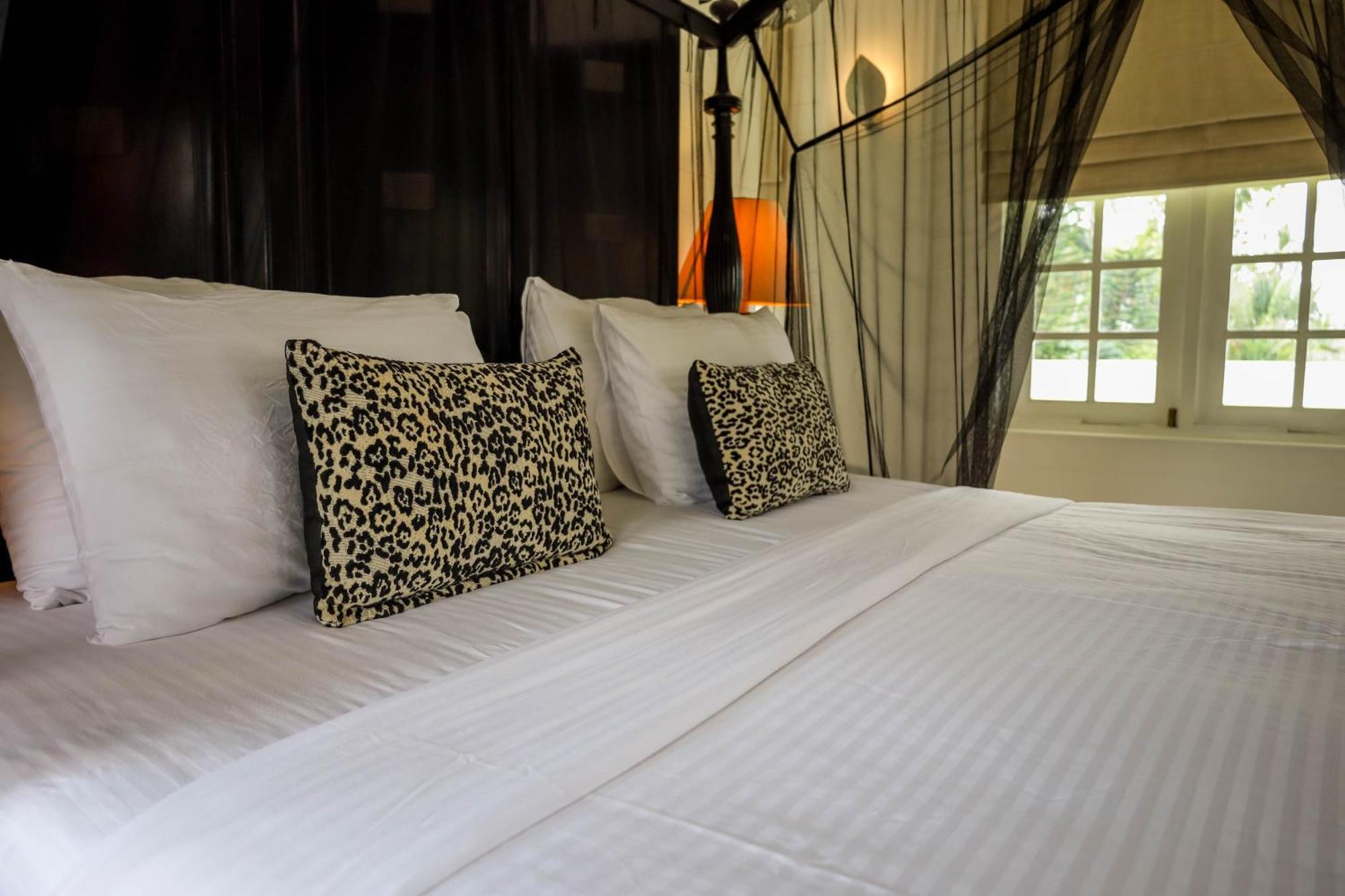 The Flame Tree Estate & Hotel Kandy Room photo