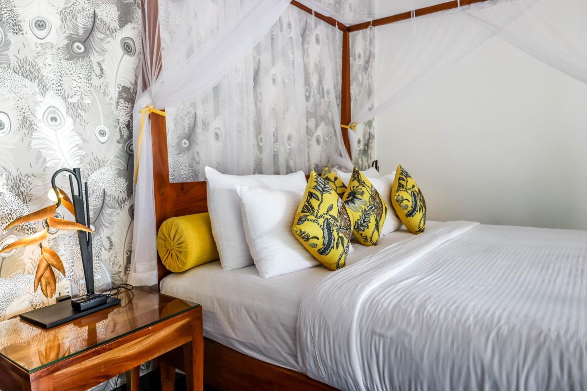 The Flame Tree Estate & Hotel Kandy Room photo